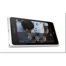 NOKIA LUMIA 900 BRANCO TELA 4.3 AMOLED WINDOWS PHONE 7.5 1.4GHZ 3G WI-FI GPS CÂMERA 8MPX 16GB